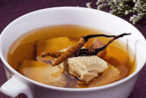 冬蟲夏草泡水泡多久可以喝？